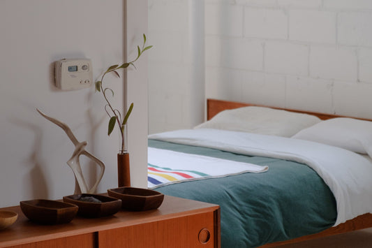 How to Choose Bedroom Furniture for a Modern Farmhouse Style